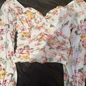 cropped floral long sleeve